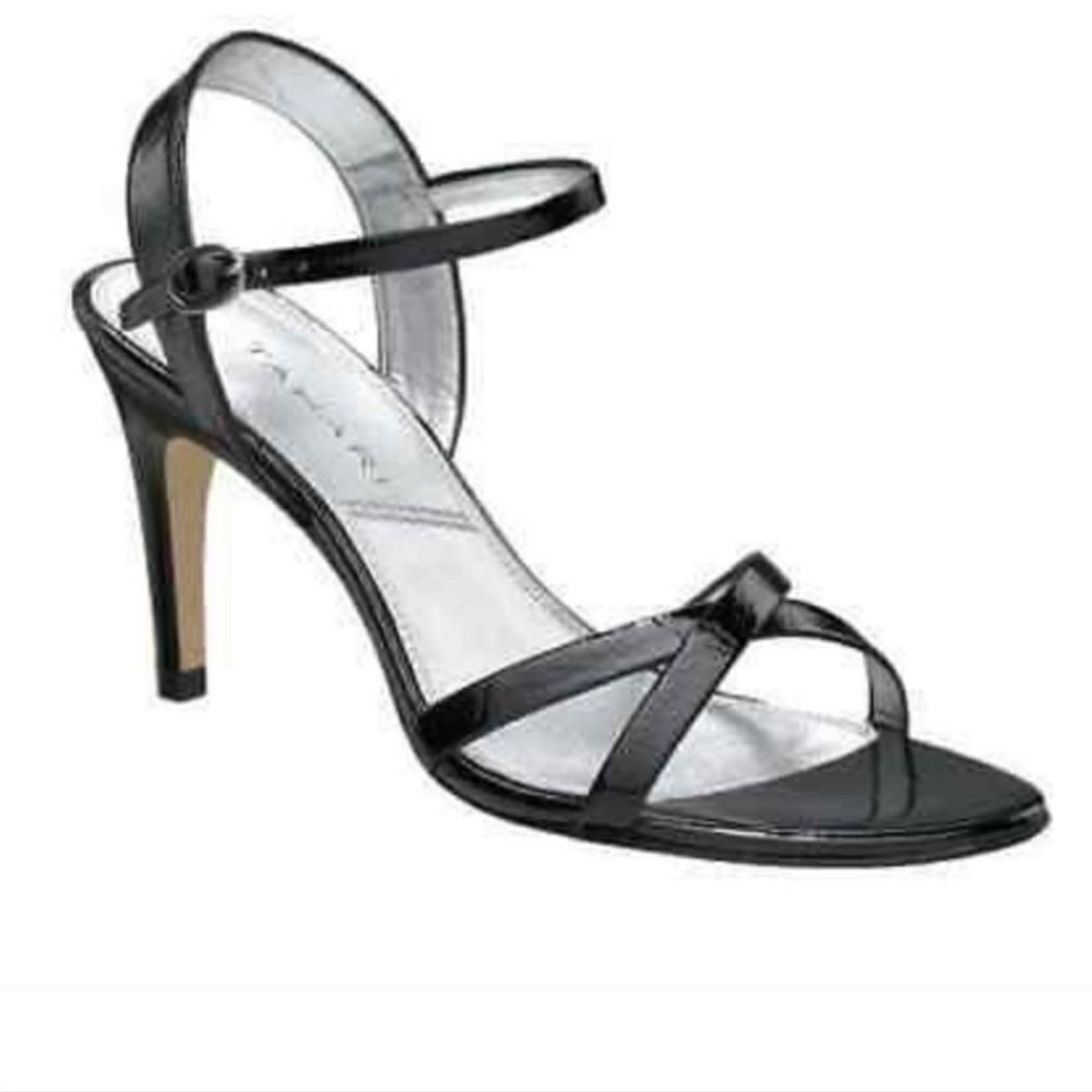 TAHARI Treaty Black Patent Leather Stiletto Sandals